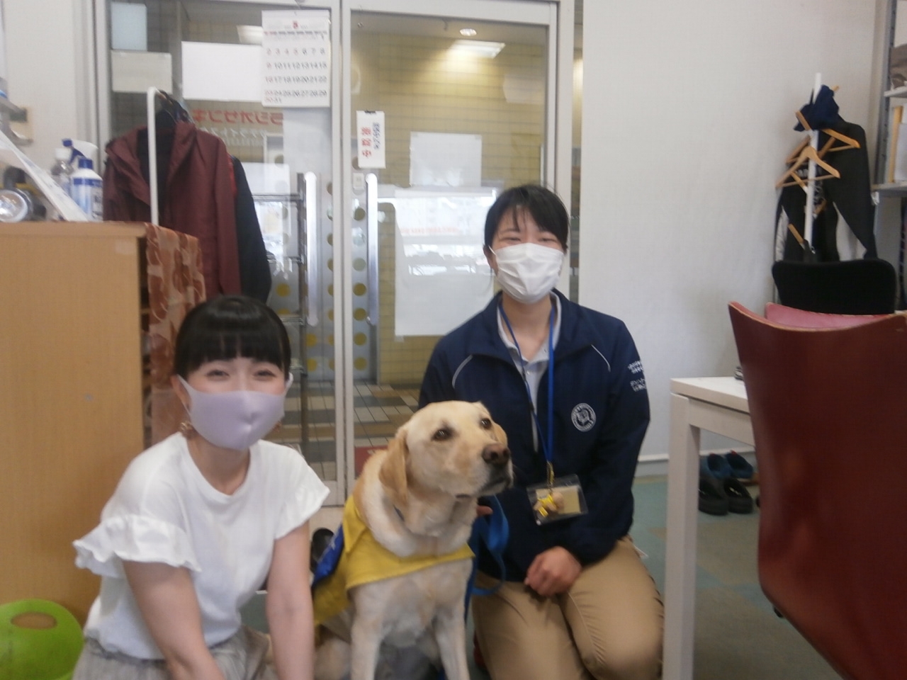 日本介助犬協会 シンシアの丘　後藤さん、PR犬のラルフくん