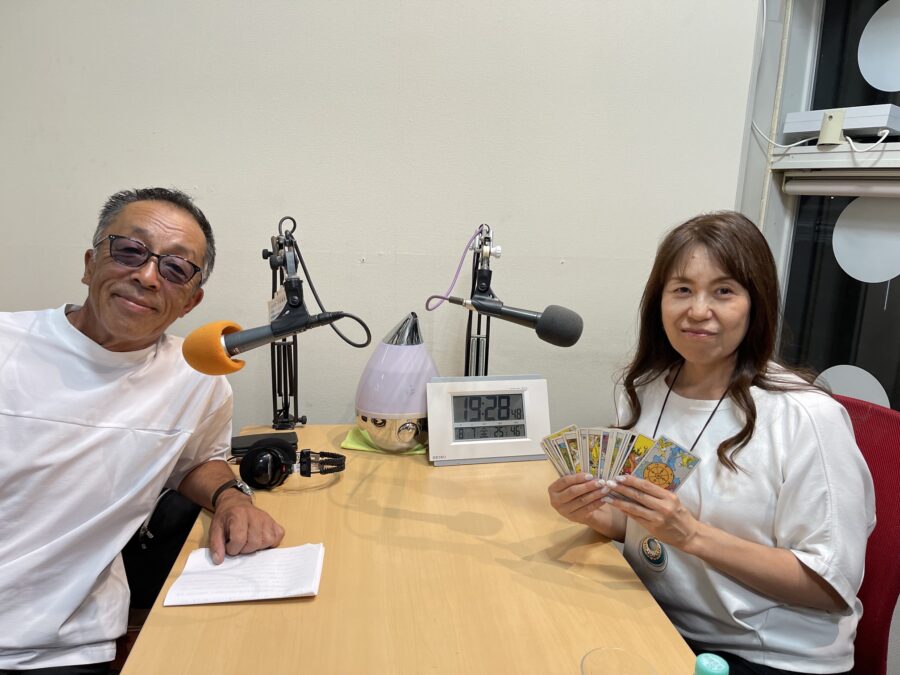 トーキングバー　旅するタロットカウンセラー 濱崎さん